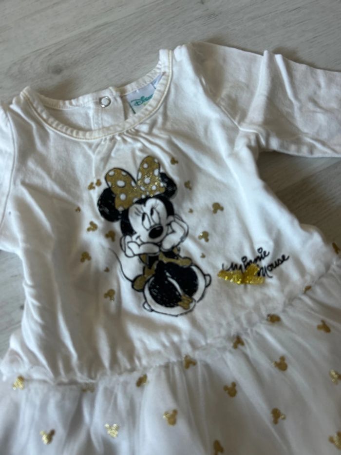 Robe. 6 mois - photo numéro 2