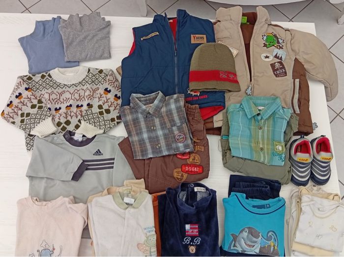 Lot de vêtements garçon 2 ans