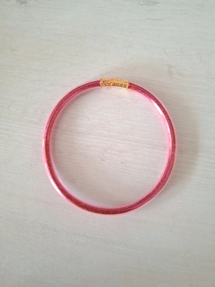 Bracelet jonc bouddhiste tibetain plastique brillant pailleté rose fushia - photo numéro 2