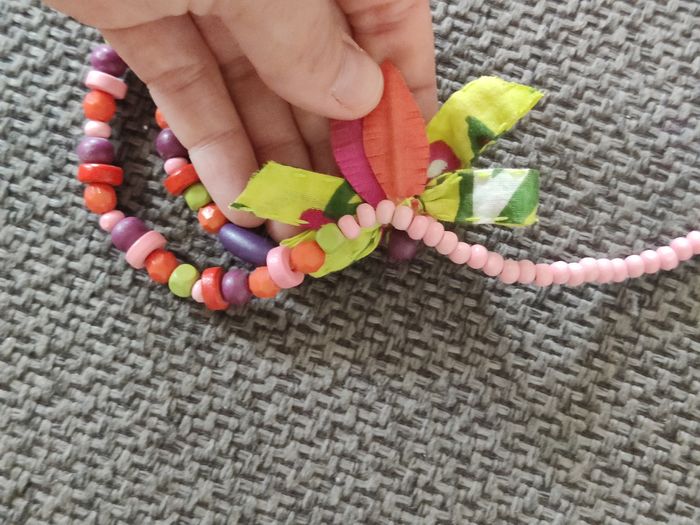 Bijou collier bois perles et tissu Catimini thème spirit - photo numéro 4