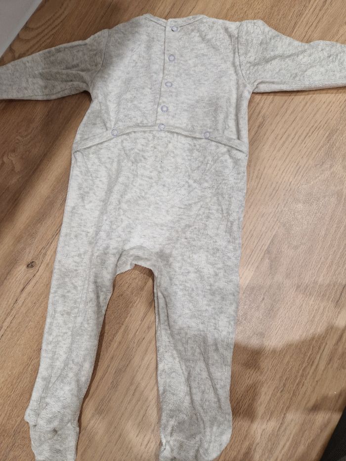 Pyjama 9 mois - photo numéro 3