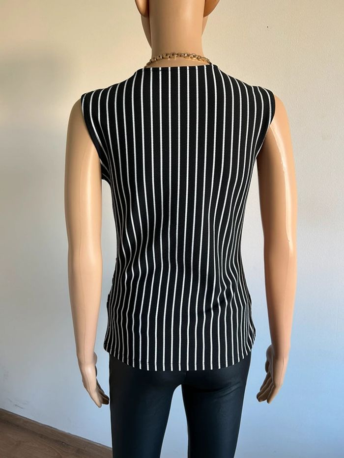 Haut rayé noir et blanc sans manches Morgan taille XS jamais porté - photo numéro 7