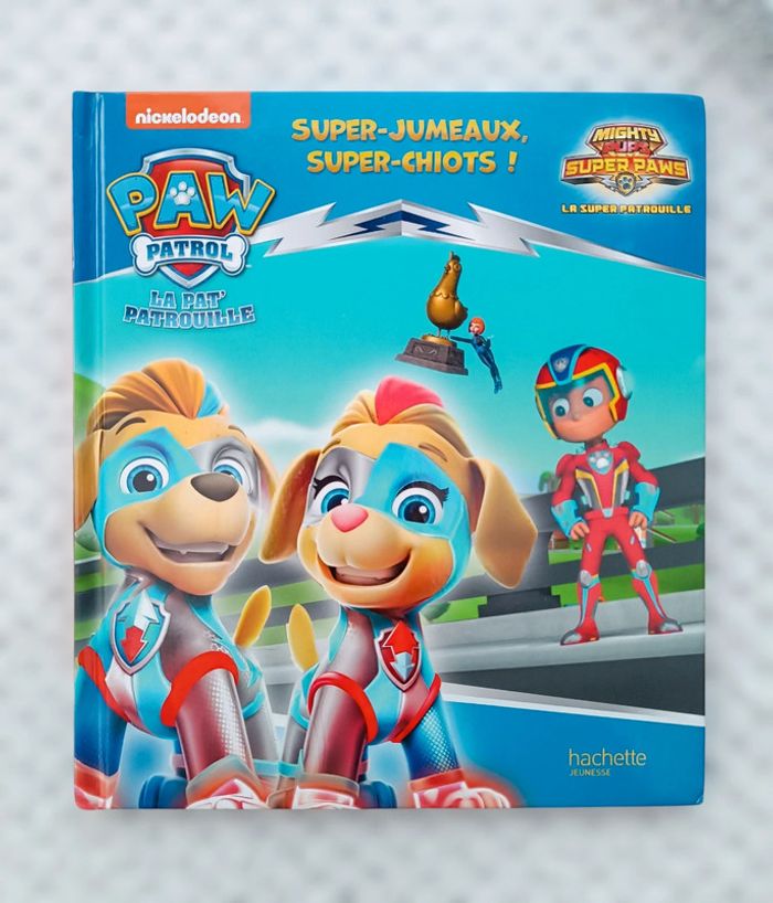 🔸Livre La Pat Patrouille - Super Jumeaux, Super Chiots - Hachette Jeunesse🔸