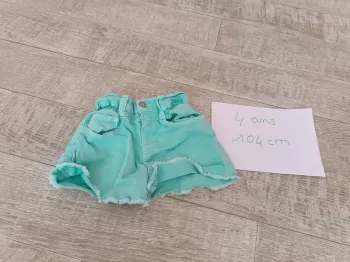 Short Zara 4 ans 104 cm