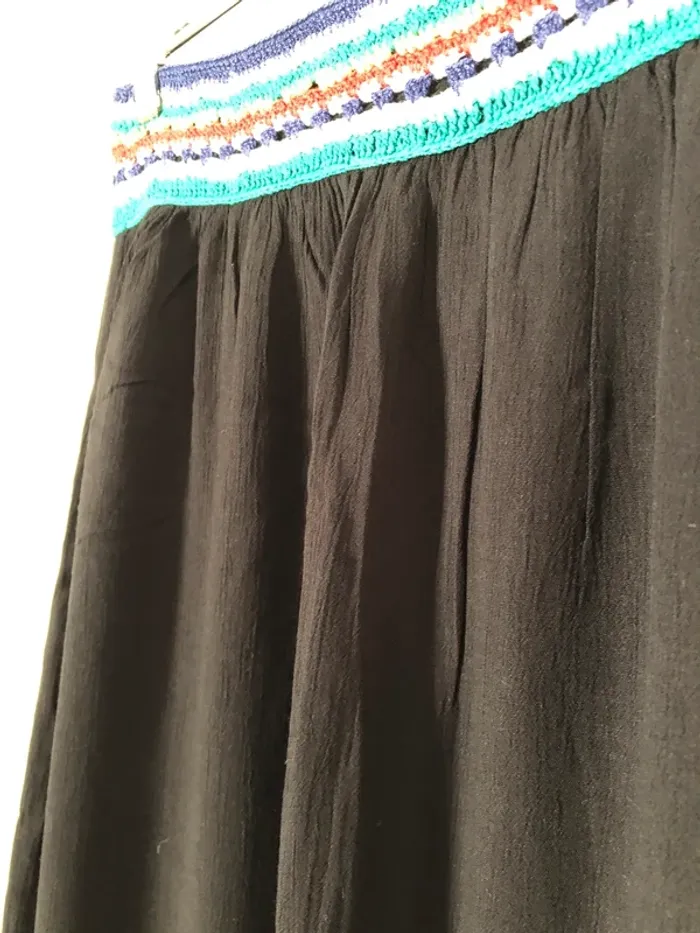 Jupe longue IKKS noire avec broderies taille S - photo numéro 3