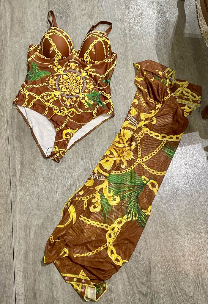 Maillot+ cache maillot neuf