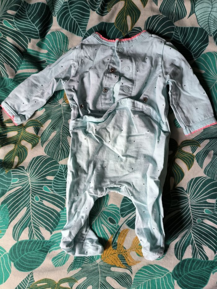 Pyjama 1mois - photo numéro 4