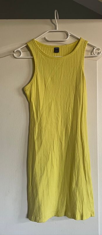 Robe jaune