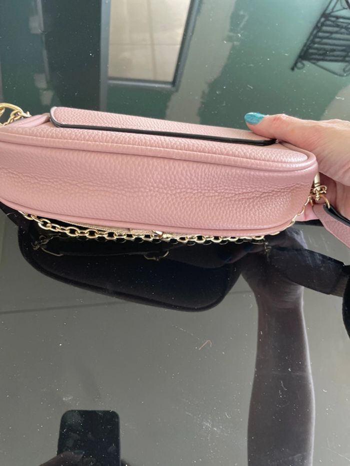Joli petit sac rose avec sa libellule sur le devant - photo numéro 10