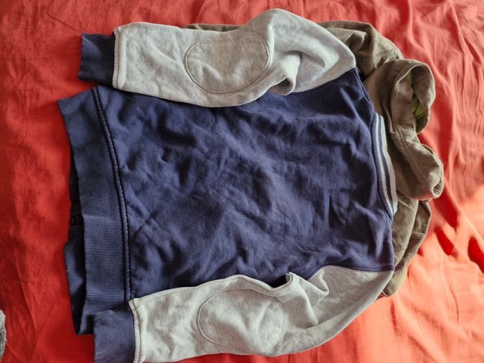 2 sweets zippés dont 1 a capuche - photo numéro 9