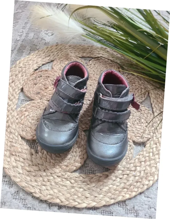 Chaussure taille 25 - photo numéro 2