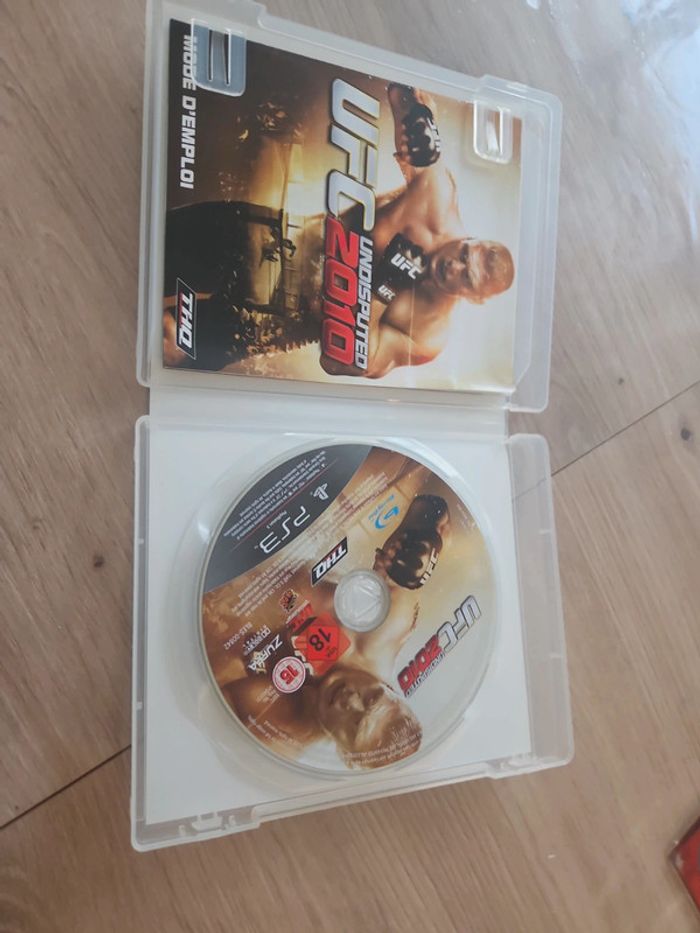 Ufc 2010 ps3 - photo numéro 2