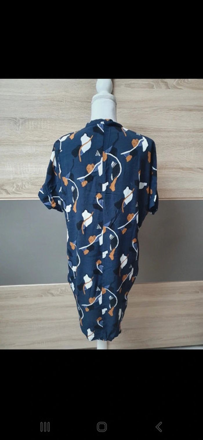 Robe. - photo numéro 2