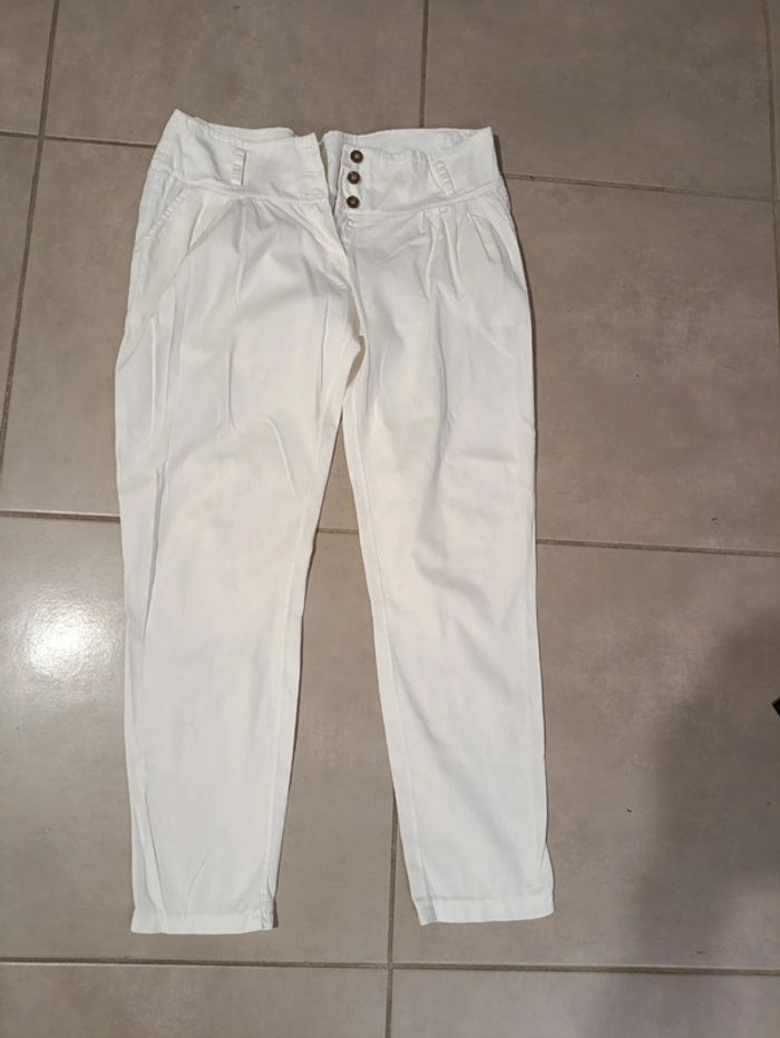 Pantalon coupe carotte 38