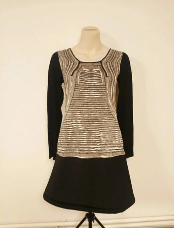 Robe noire lignée La mode est à vous 