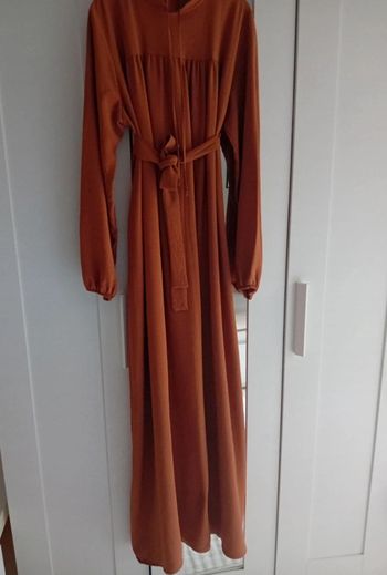Très belle robe longue t.38 Modanisa 🍂🌼