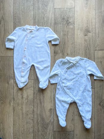 Lot pyjamas velours bébé fille taille 6 mois 