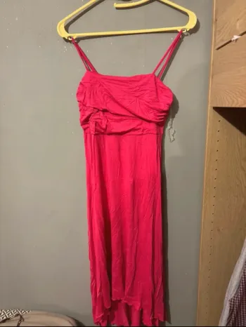 Robe mi-longue