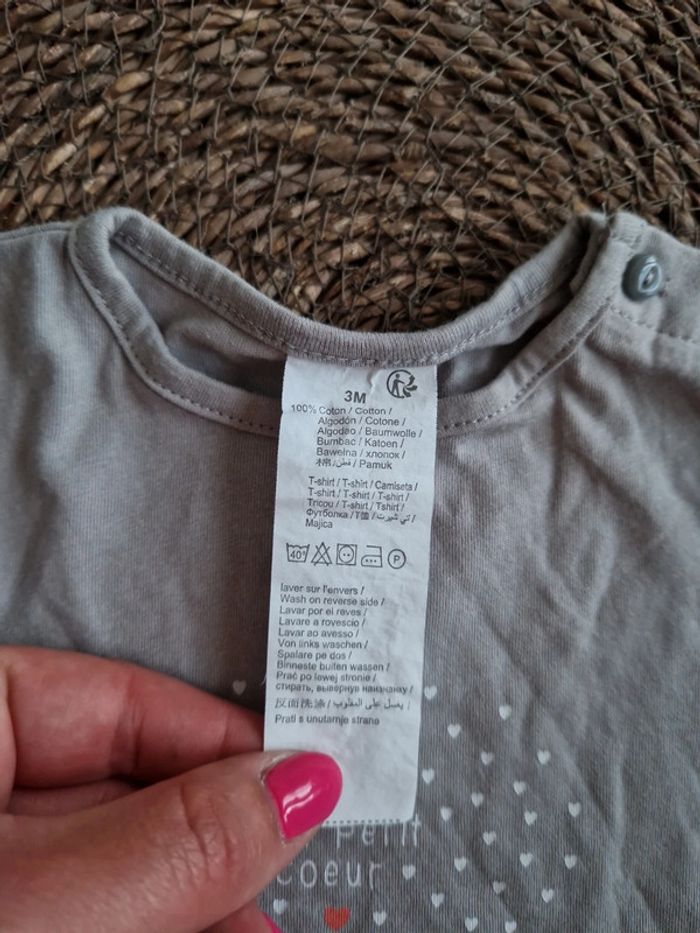 Joli tee-shirt manches courtes fille 3 mois - photo numéro 3