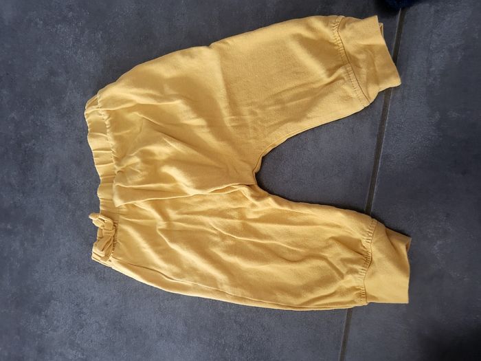 Lot 4 sarouel 6 mois - photo numéro 4