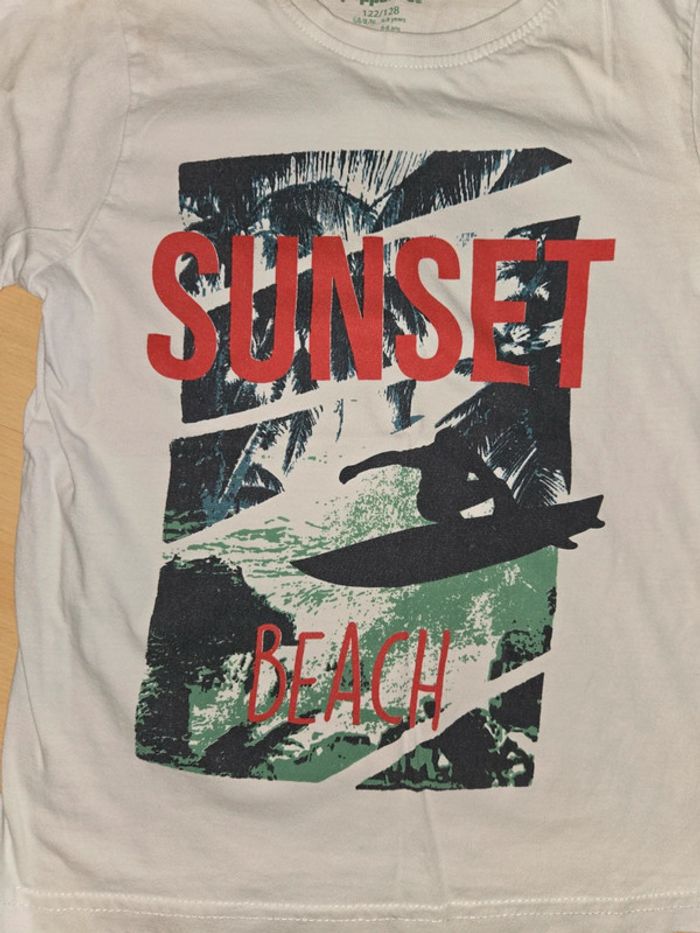 Joli t-shirt manches courtes taille 6 ans - photo numéro 2