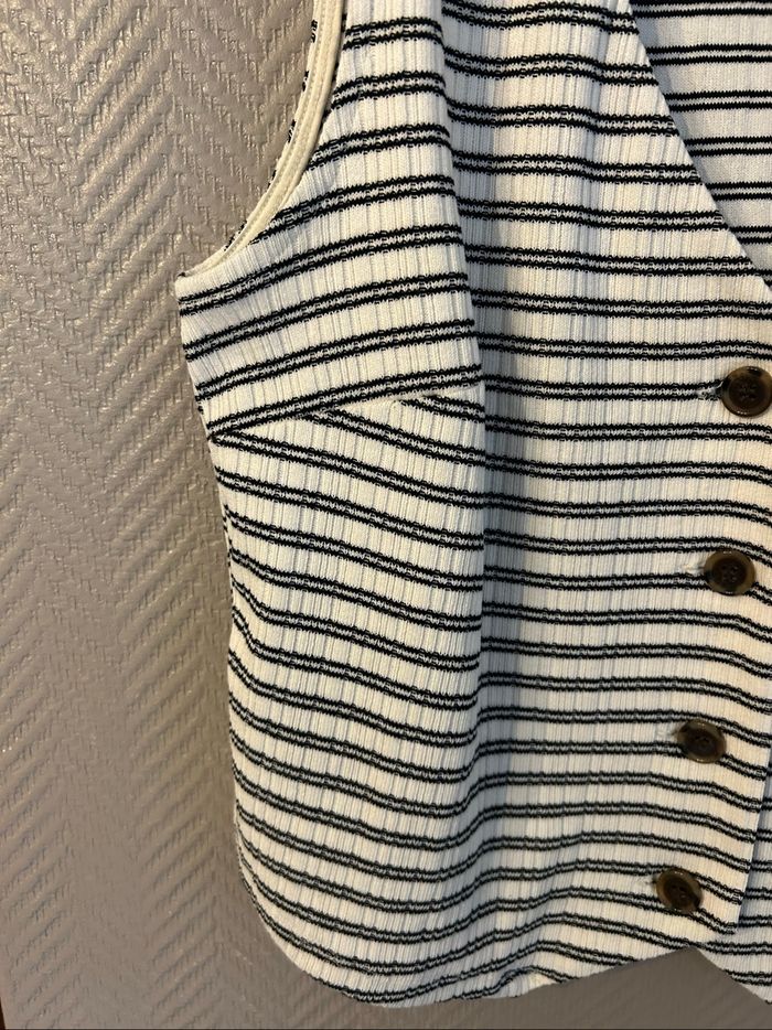 Gilet sans manches ou boléro - photo numéro 4
