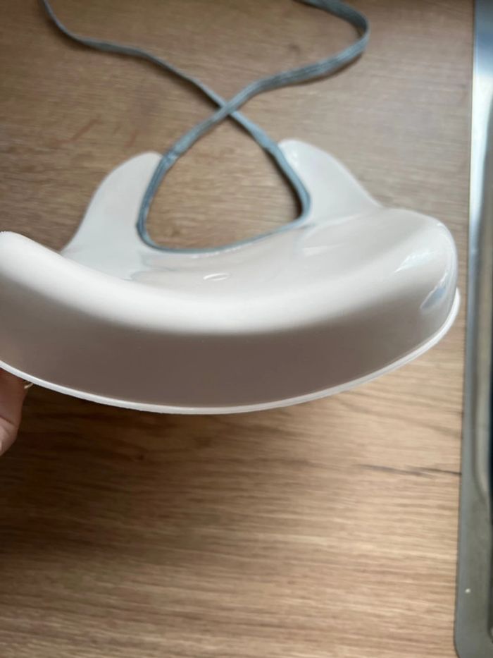 Bavette d’apprentissage en plastique Beaba - photo numéro 2