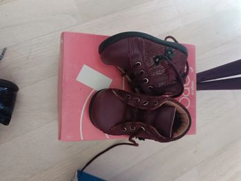 Chaussures taille 18