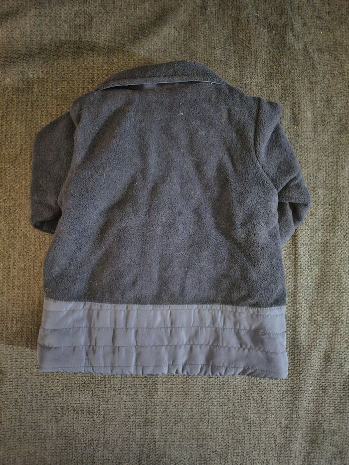 Manteau quasi neuf 12 mois - photo numéro 4