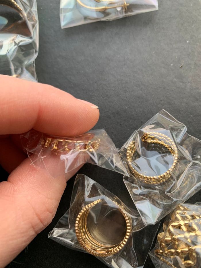 Lot de 14 bijoux dorés - photo numéro 3