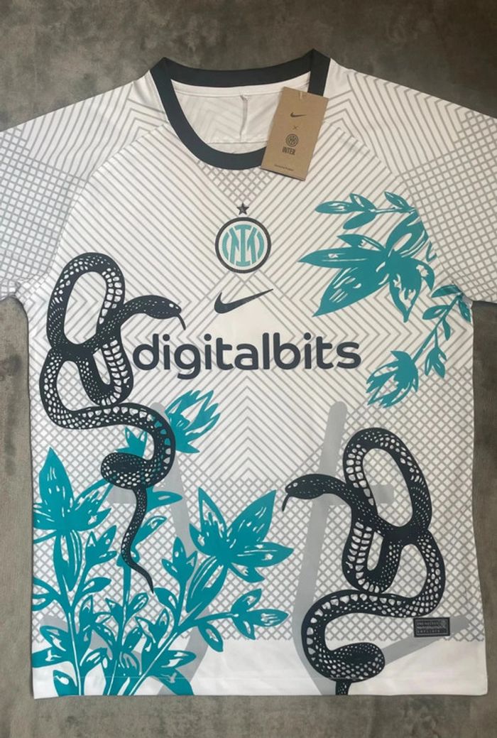 Maillot concept foot Inter Milan blanc édition Serpent taille M