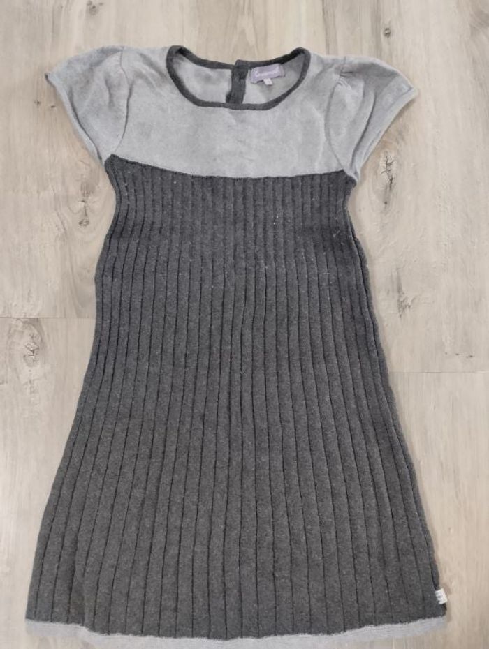 Robe grise đź–¤