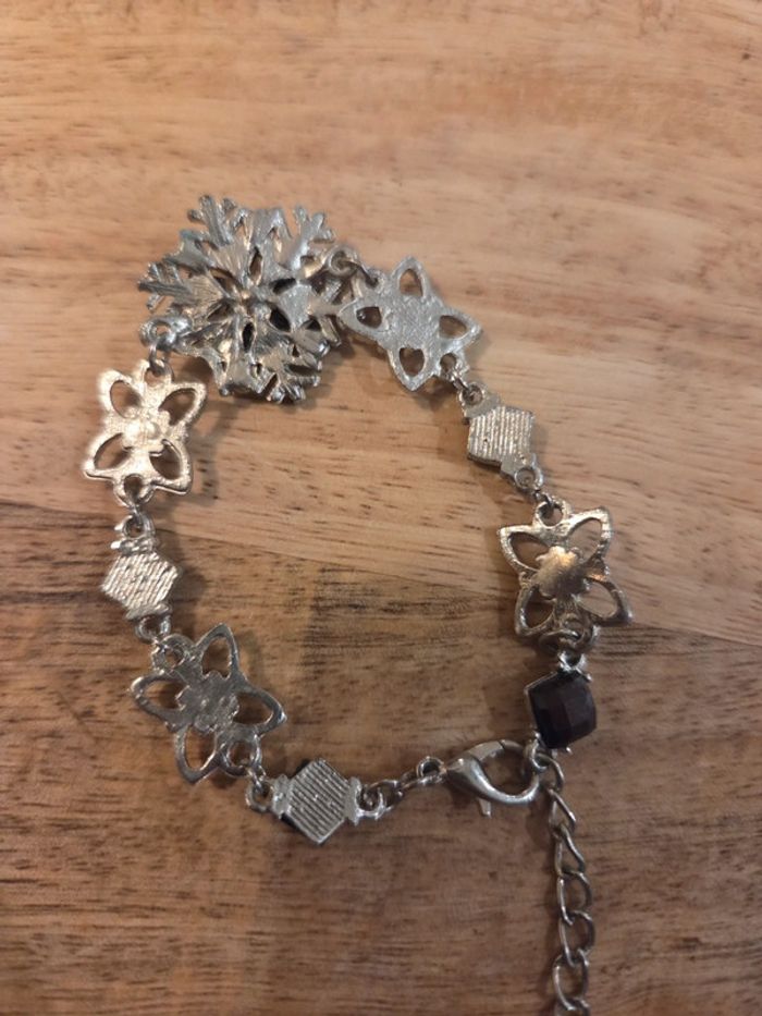 Bracelet fantaisie argenté  Style fleur - photo numéro 4