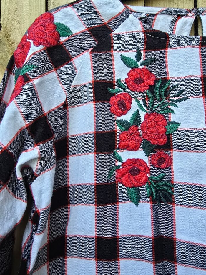 Tunique brodée taille 36 très bon état - photo numéro 5
