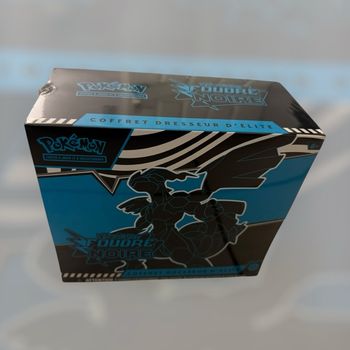4 coffret dresseur d'élite pokémon - écarlate & violet foudre noir