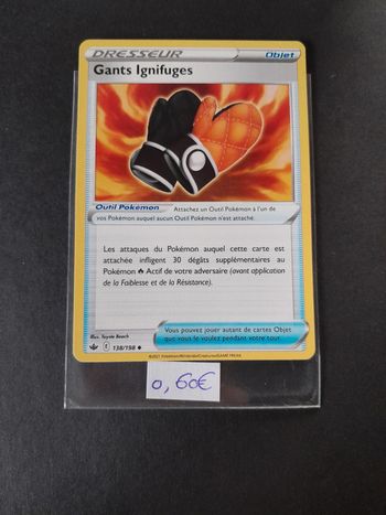 Carte Pokémon Gants Ignifuges 138/198