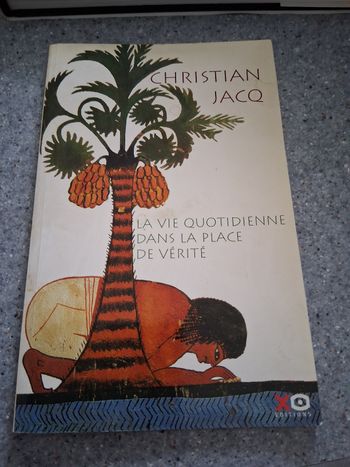 La vie quotidienne dans l a place de vérité