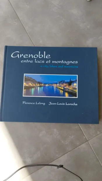 Livre photo de la ville de Grenoble