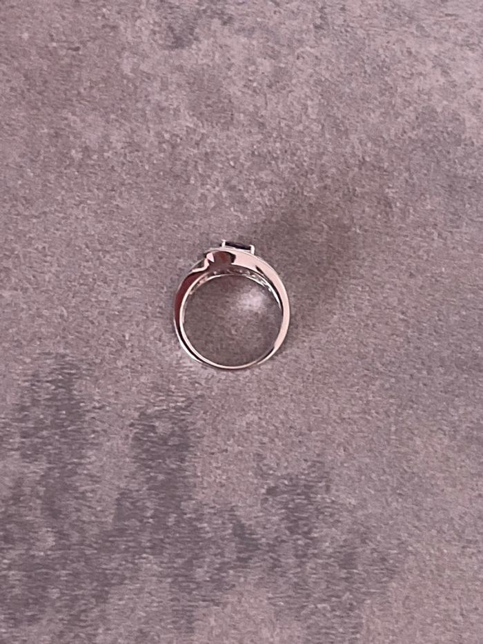 Bague avec pierre violette neuve - photo numéro 4