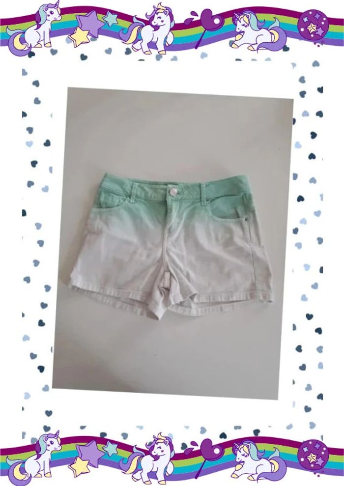 Short bicolore size 28