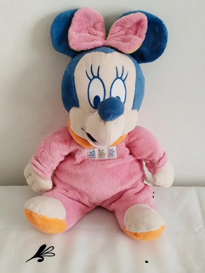 Minnie Mouse rose et bleu Disney 42cm