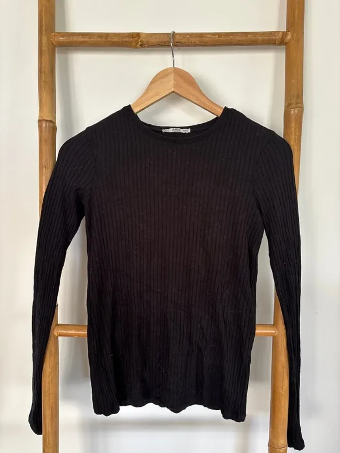 Haut à manches longues noir zara taille M