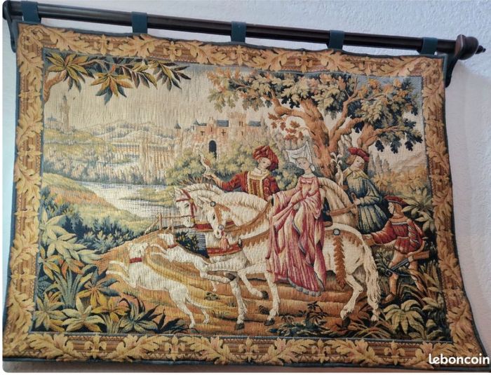 Très grande tapisserie murale décorative signée. - photo numéro 3