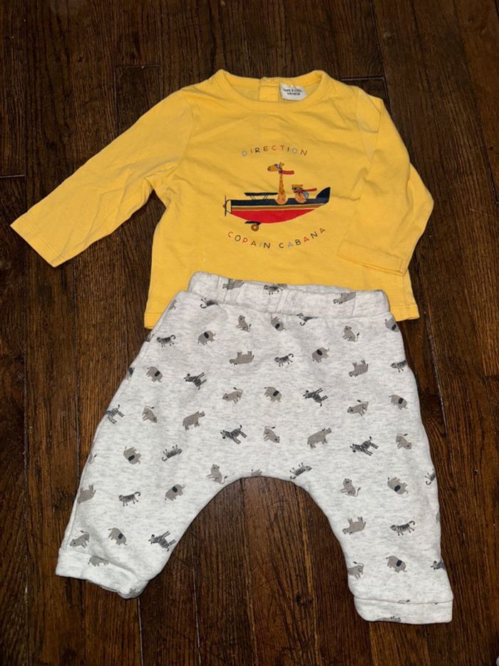 T-shirt Tao et jogging Bout’chou 6 mois