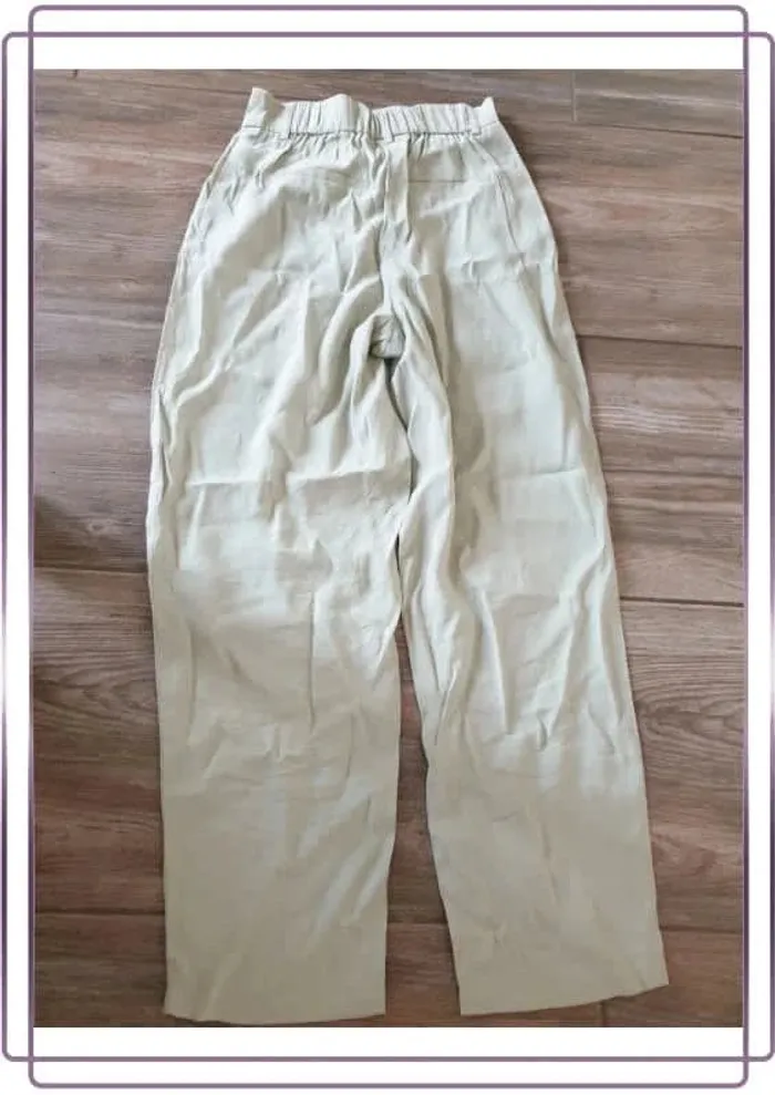 Pantalon vert clair Vila, taille 34, très bon état  longueur 100cm - photo numéro 2
