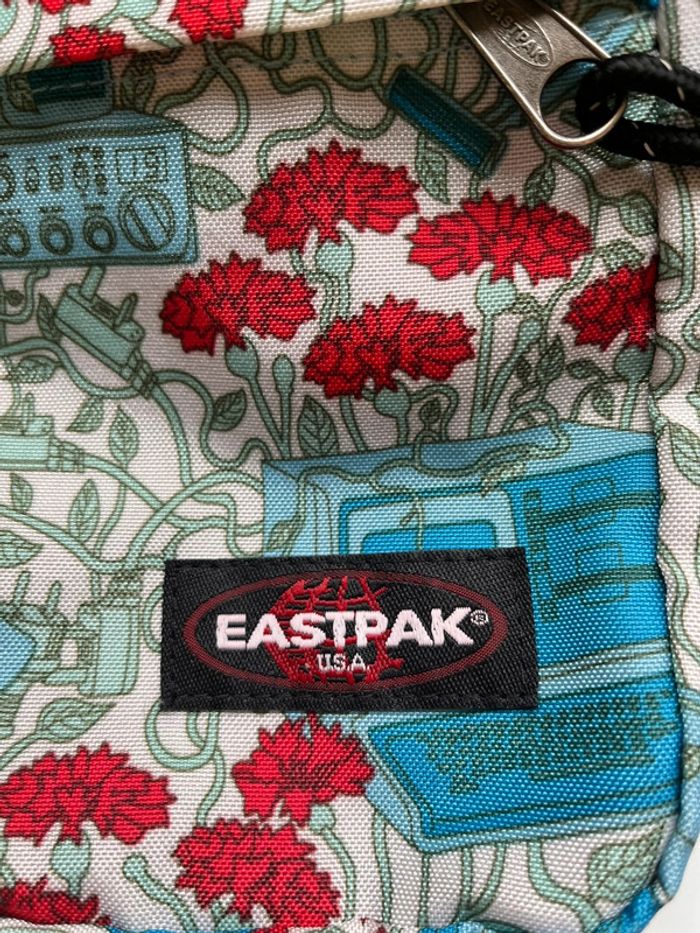 Sacoche Eastpak - photo numéro 4