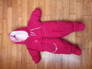 combinaison hiver 6 mois  combipilote  Aubisou froid ski neige presque neuf rouge pied amovible