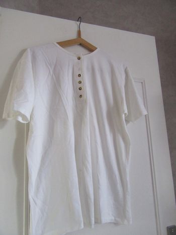 Tee shirt femme taille 46/48 Damart