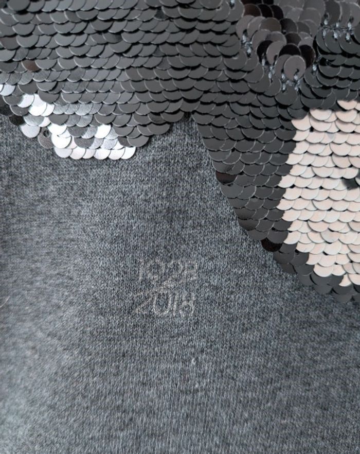 Sweat à paillettes - Disney - taille S - photo numéro 4