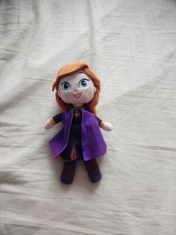 Poupée tissu Ana reine des neiges